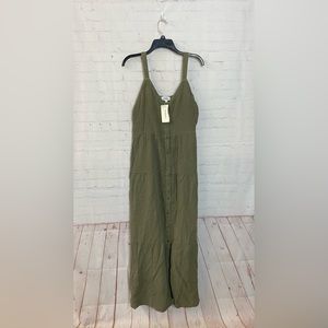 Evereve Olive Green Maxi Dress